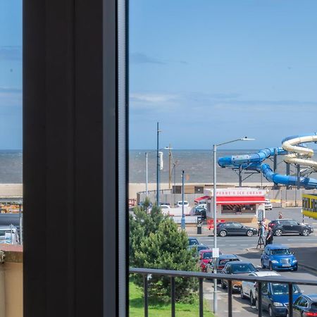 The Courtyard Guest House Great Yarmouth Extérieur photo