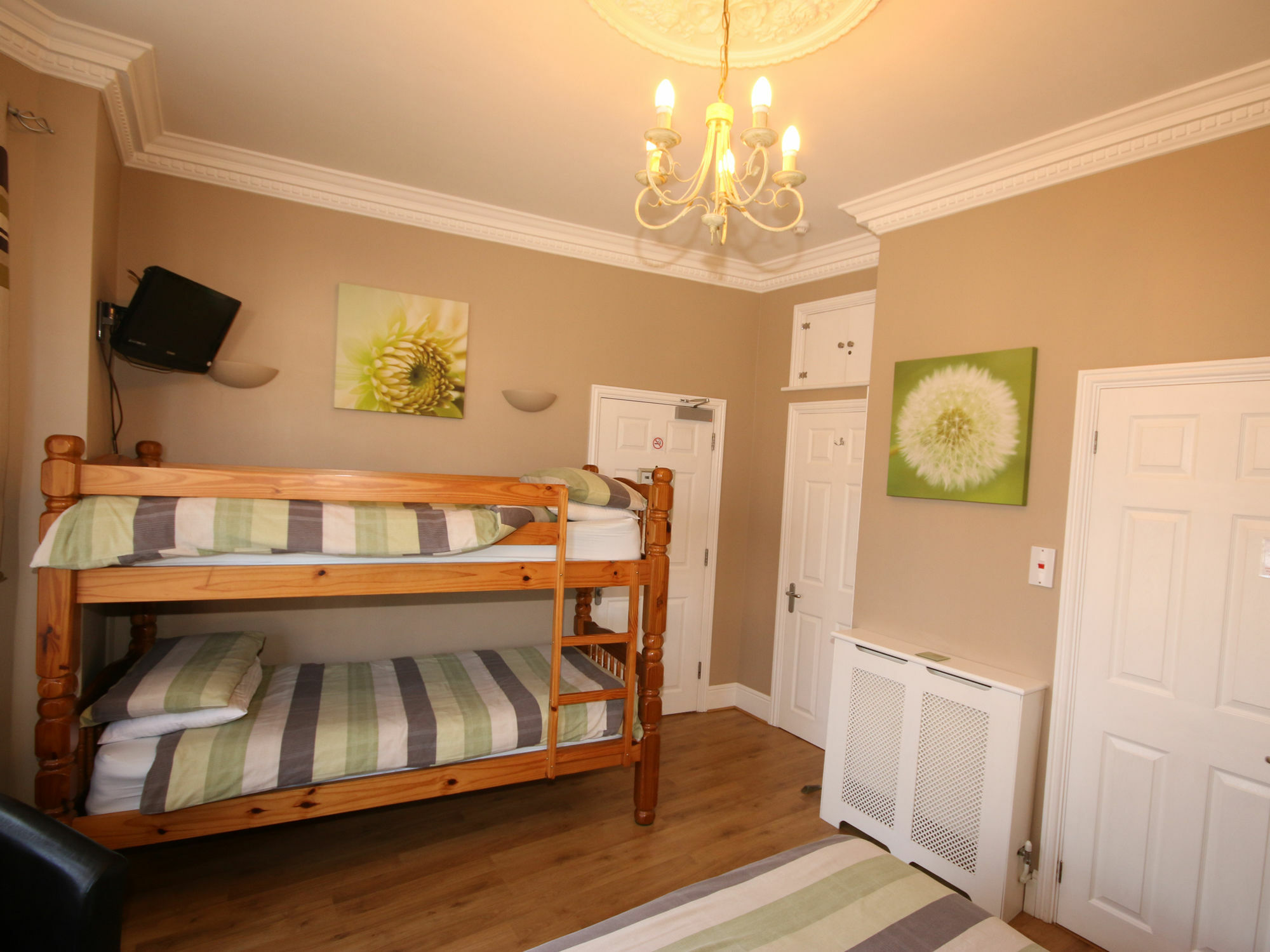 The Courtyard Guest House Great Yarmouth Extérieur photo